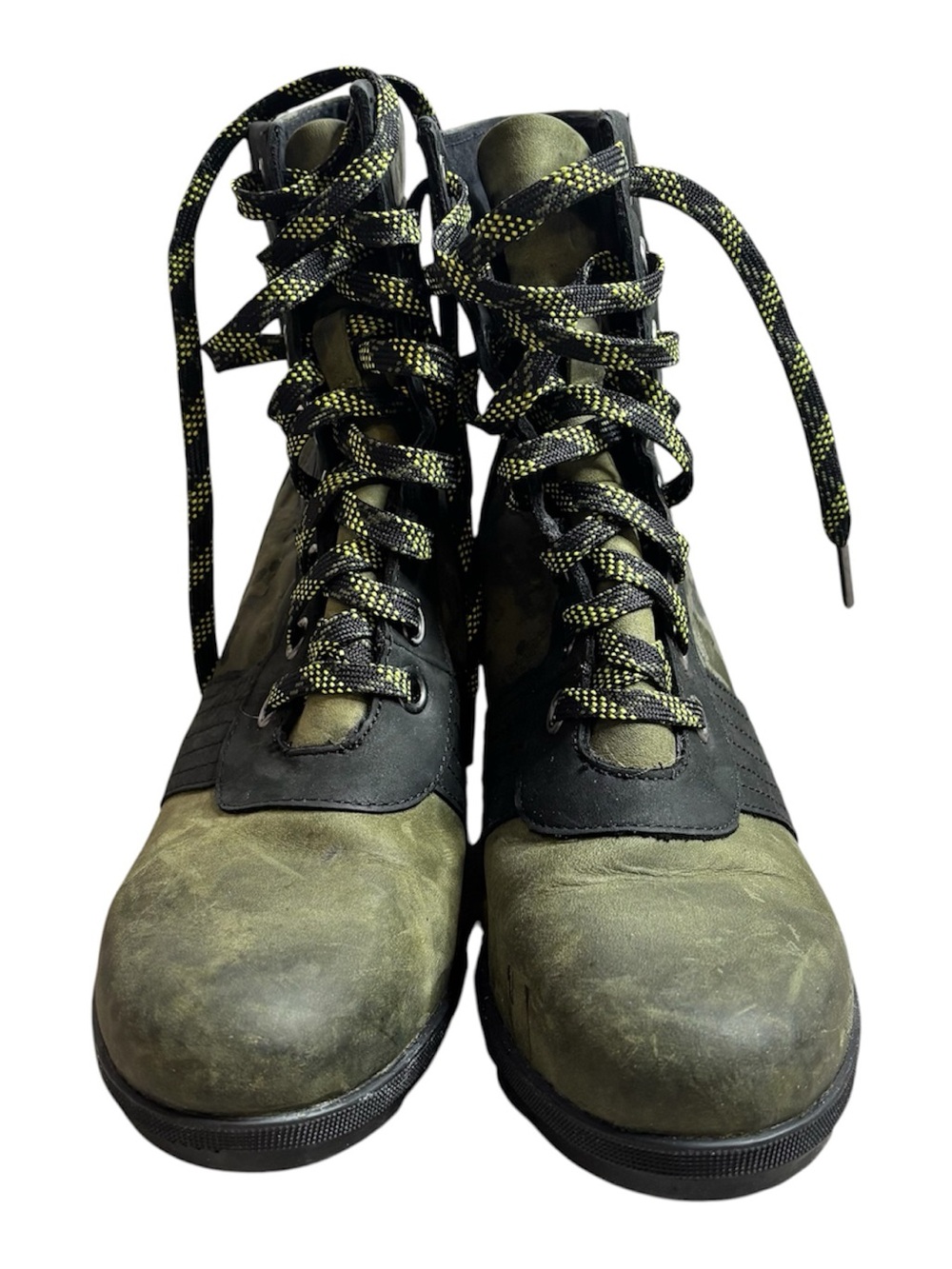 Sorel Olive Green and Black Lace-Up Women's Winter Boots Size 9